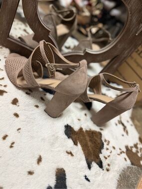 Charlotte Russe Taupe Suede Block Heel Sandals with Ankle Strap
